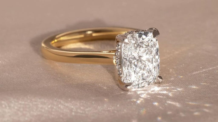 What is a Timeless Engagement Ring?
