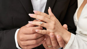 What Does a Promise Ring Mean From a Boyfriend?