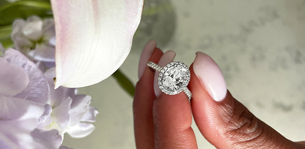 Are Halo Engagement Rings Still Popular?