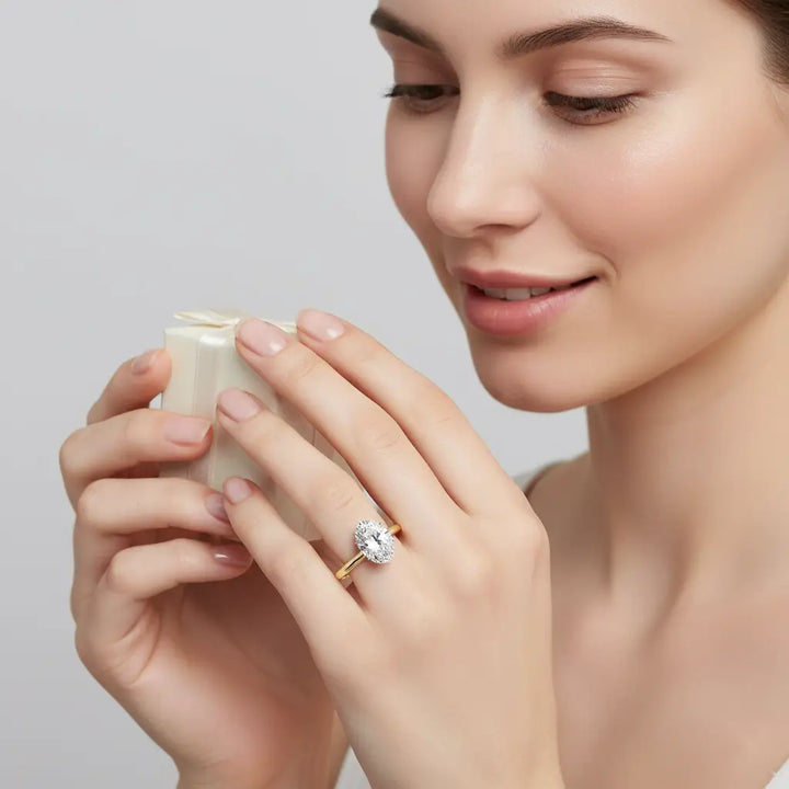 Oval 4 Claw Solitaire Engagement ring