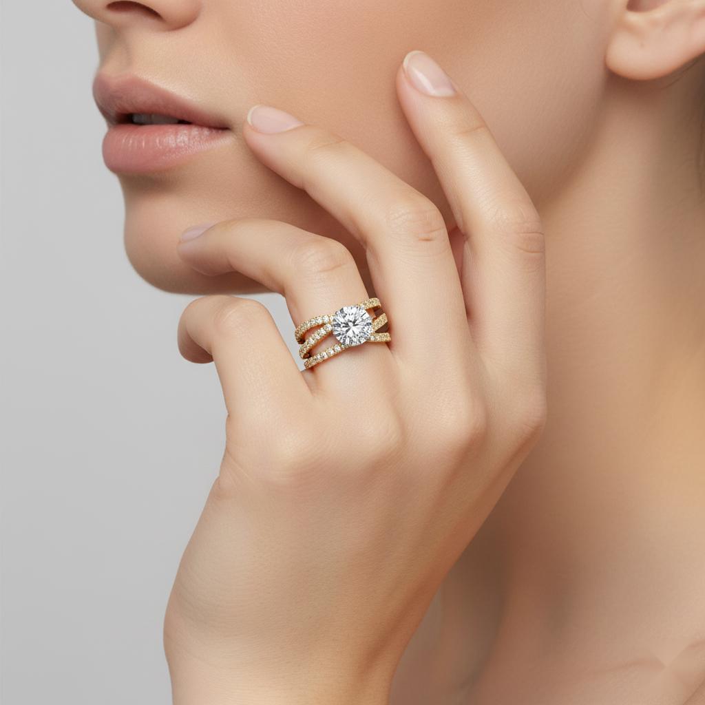 Round Vintage Style With Three Cross Engagement ring