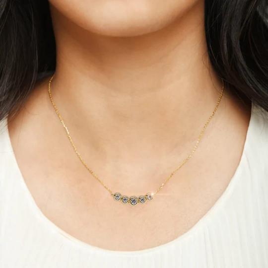 Round Curve Necklace