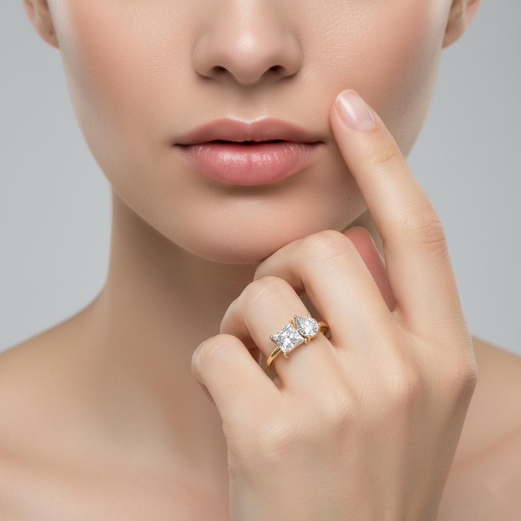 Princess & Pear Toi Et Moi Engagement ring