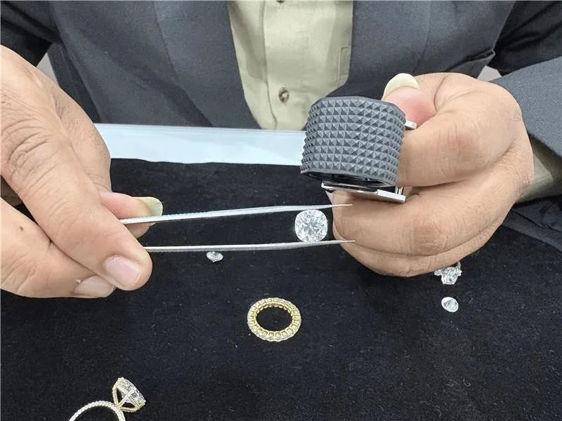 Diamond Authenticity Inspection