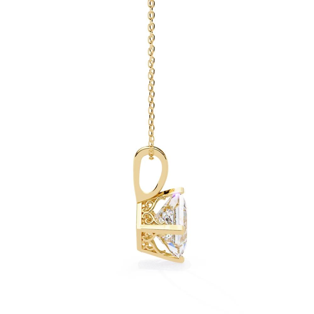 Princess Solitaire pendant with Chain