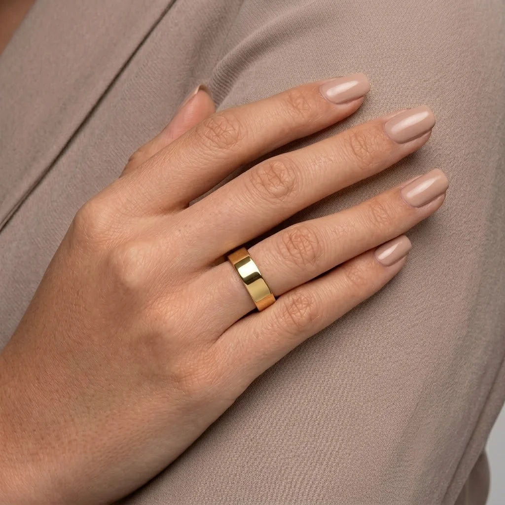 Minimalist wedding band