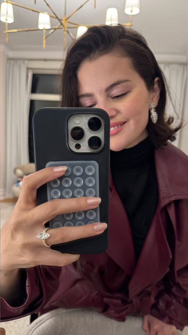 selena gomez engagement ring