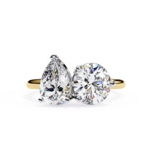 Pear & Round Toi et Moi Engagement ring