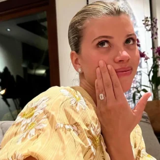 sofia richie engagement ring