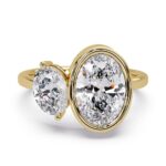 Oval Toi Et Moi Engagement Ring