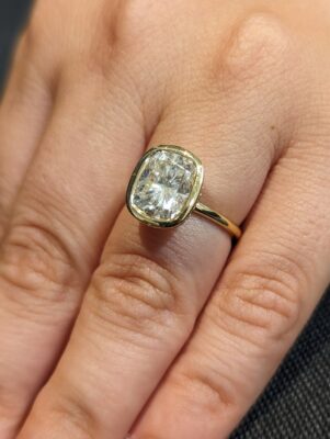 Zoe Kravitz’s engagement ring