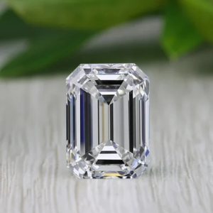 What diamond shape suits her best?